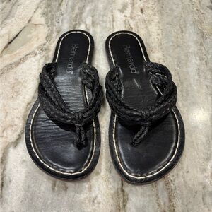bernardo leather sandals